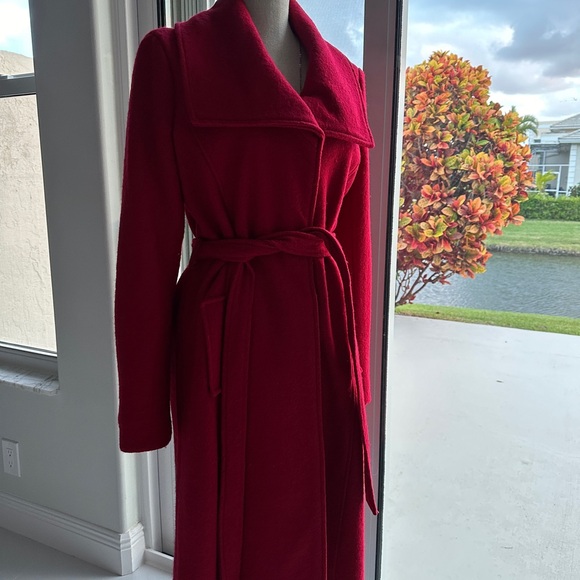 New York & Company red coat - Picture 5 of 7